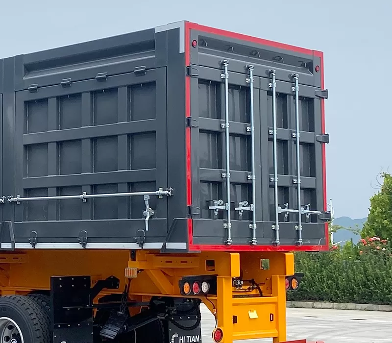 Multiple door design for flexible unloading operations