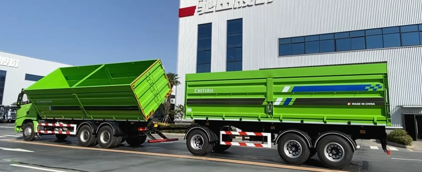 Three-axle Side Tipping Dump Train